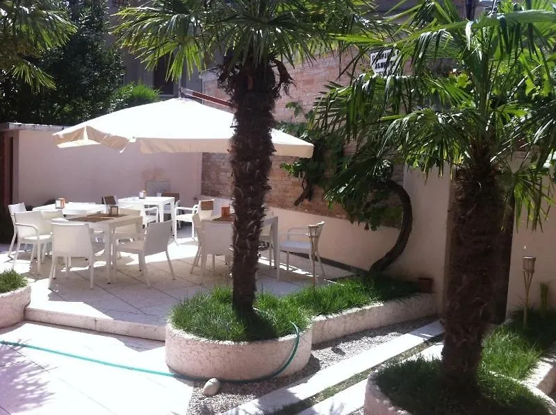 **  Hotel La Pergola Di Venezia Lido di Venezia Italy